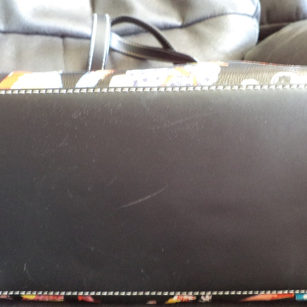 PocketBook - Picture 2 of 6
